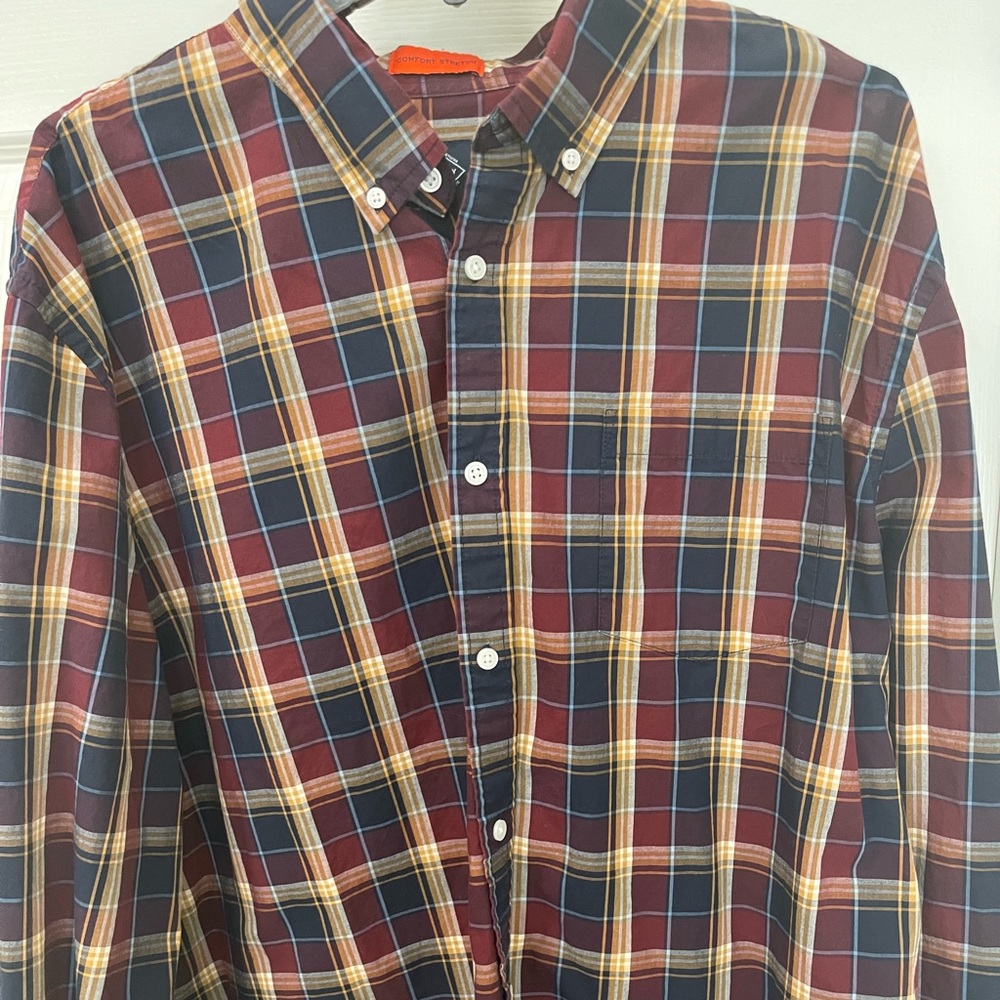 Men’s St Johns Bay performance dress shirt